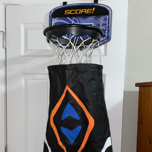 Hamper for boys bedroom - Picture 1 of 1